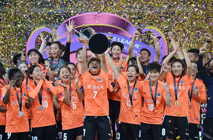 星空体育官网下载-中国女足代表团出征国际锦标赛坚决夺冠